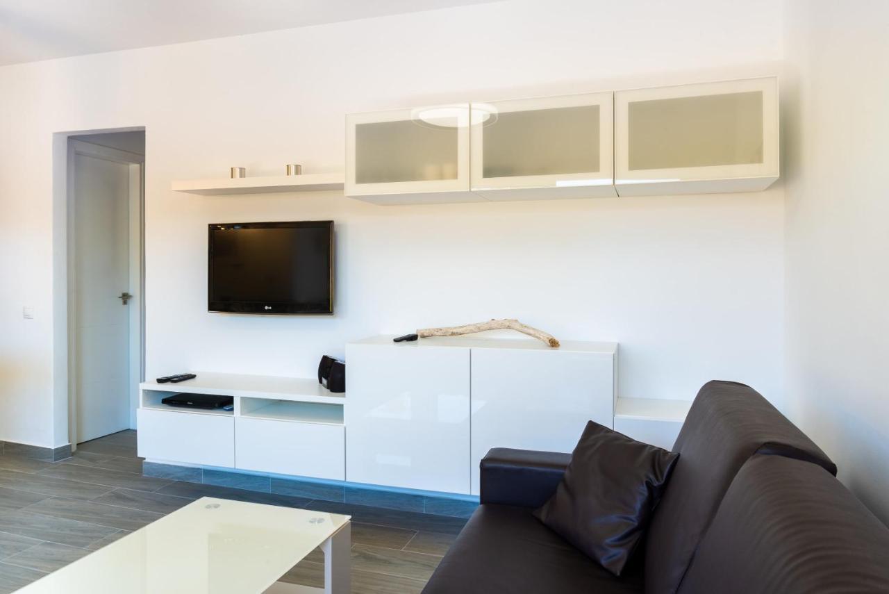 Casa Lucien - Newly Refurbished Apartment With Swimming Pool - Ideal For Couples コラレホ エクステリア 写真